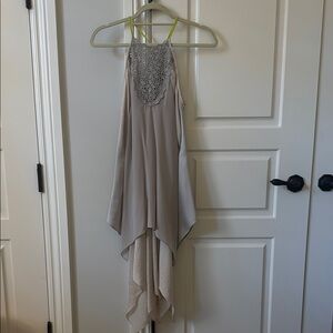 Elegant Cream/Grey Sleeveless Dress